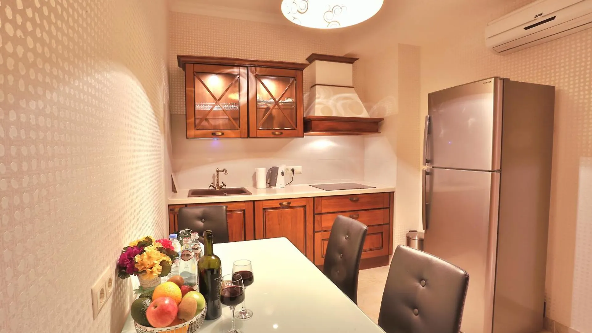 Heart Of The City Stay Tbilisi Apartment