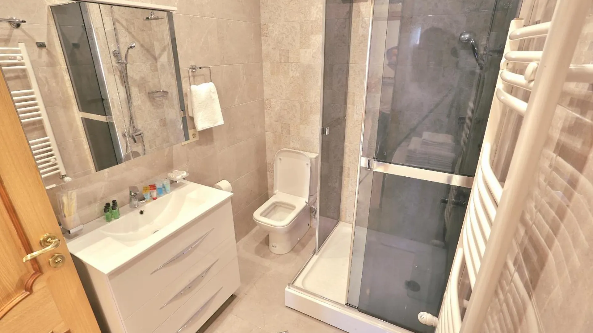 Heart Of The City Stay Tbilisi Apartment